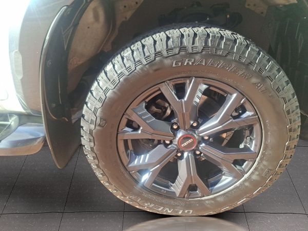 2024-Isuzu-D-Max-30-DDI-V-Cross-HR-Auto-Double-Cab image:10