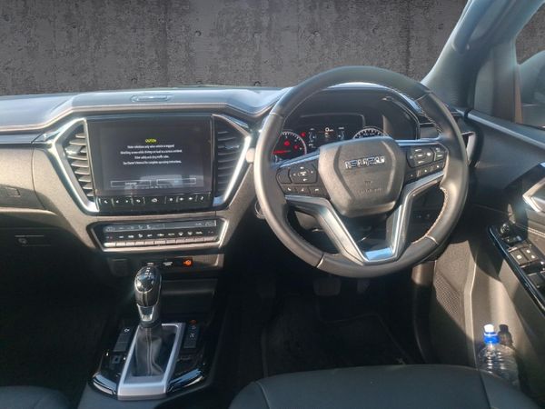 2024-Isuzu-D-Max-30-DDI-V-Cross-HR-Auto-Double-Cab image:13