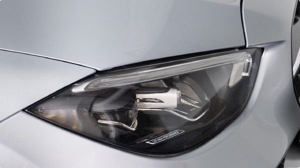 2022-Mercedes-Benz-C-Class-C-220d-Auto image:12