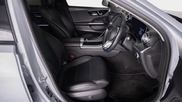 2022-Mercedes-Benz-C-Class-C-220d-Auto image:18