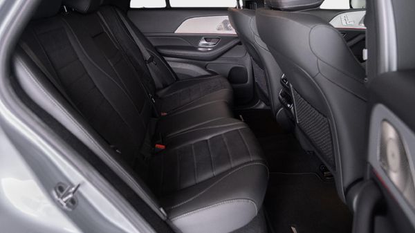 2024-Mercedes-Benz-GLE-Coupe-400d-4Matic image:19