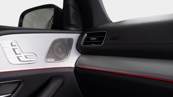 2024-Mercedes-Benz-GLE-Coupe-400d-4Matic image:23