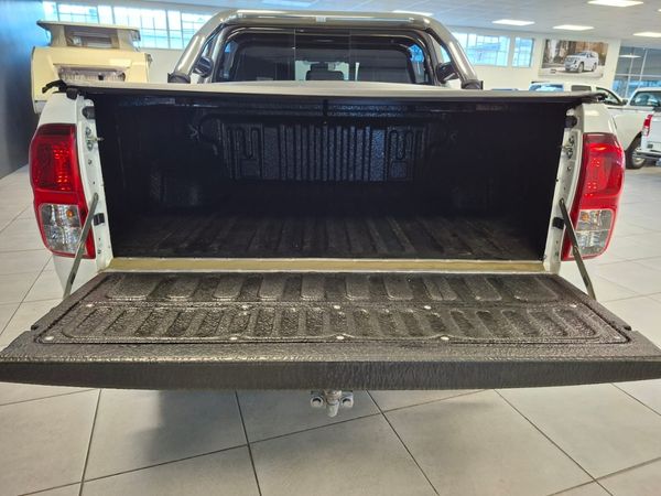 2018-Toyota-Hilux-28GD-6-Double-Cab-4x4-Raider-Dakar-Auto image:5