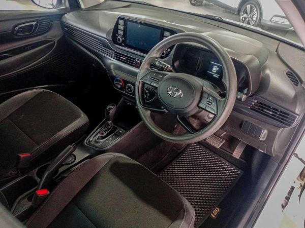 2021-Hyundai-i20-14-Motion-Auto image:7