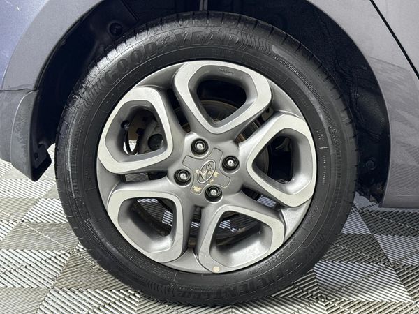 2018-Hyundai-i20-14-Fluid-Auto image:7