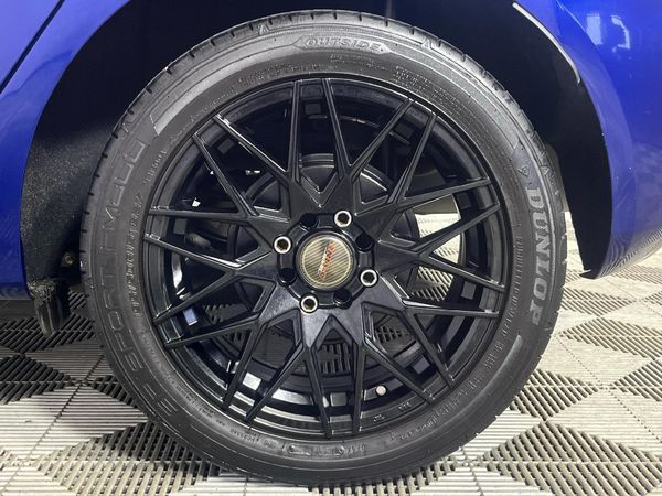 2017-Ford-Fiesta-10-EcoBoost-Trend-5-dr image:6