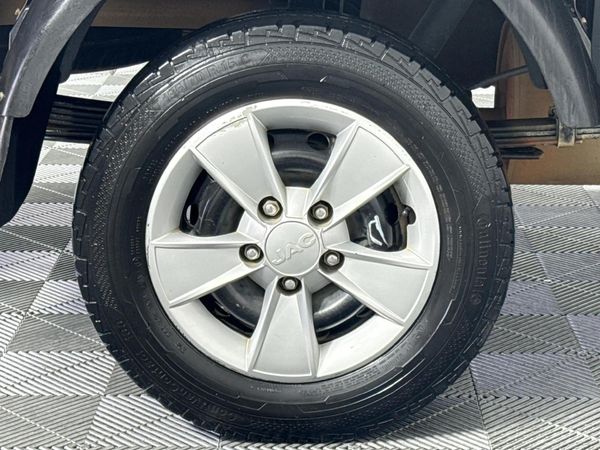 2020-JAC-X200-S-28-TD-15-ton-Tipper image:5