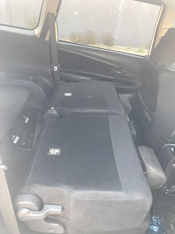 2017-Toyota-Avanza-15-SX image:3