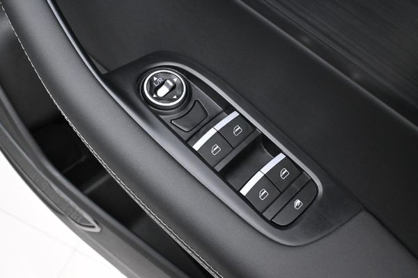 2026-Chery-Tiggo-Cross-15-Lit-CVT-Auto image:11