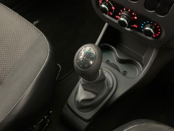 2023-Nissan-NP200-16 image:7