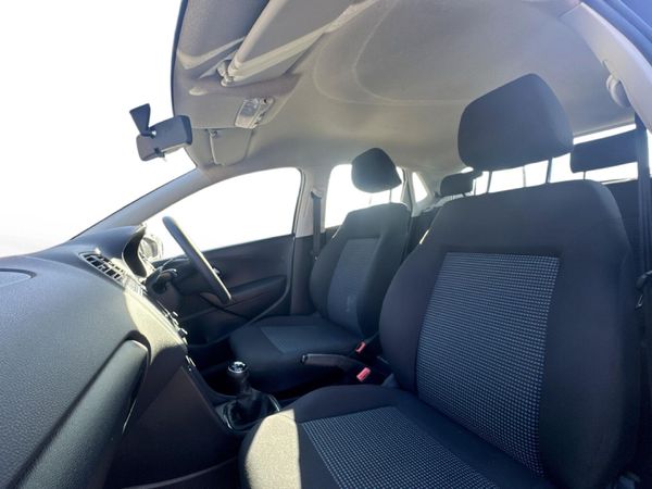2024-Volkswagen-Polo-Vivo-14-Comfortline-5-dr image:13