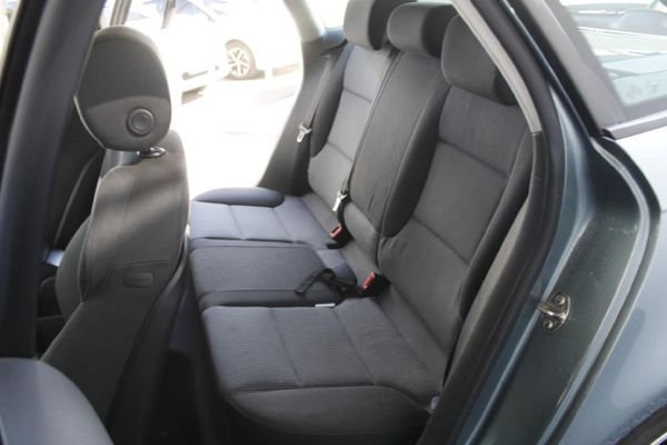 2010-Audi-A3-Sportback-18-TFSI-Ambition-Auto image:16