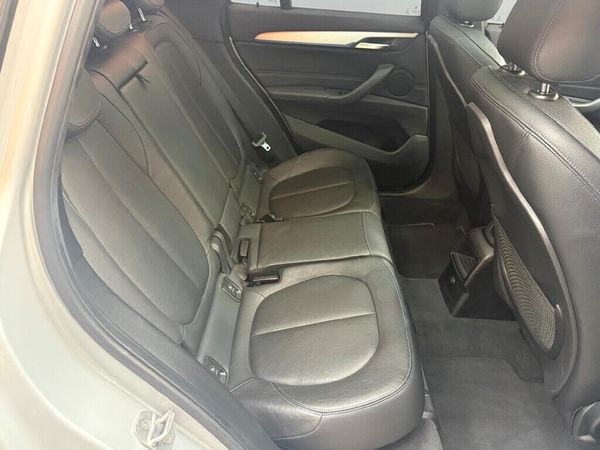 2016-BMW-X1-xDrive20i-M-Sport-Auto image:10