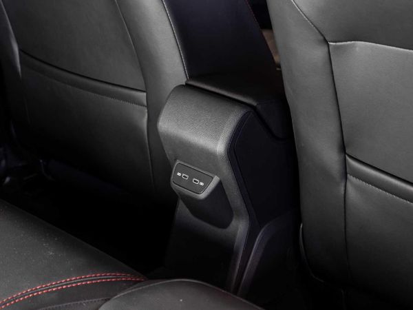 2023-Volkswagen-Polo-20-GTI-Auto-147kW image:13