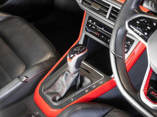 2023-Volkswagen-Polo-20-GTI-Auto-147kW image:23