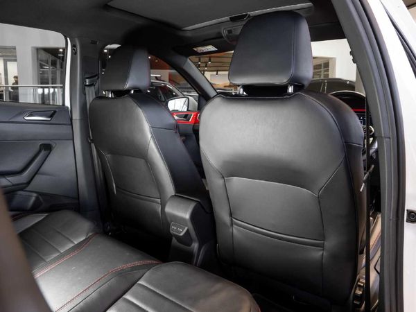 2023-Volkswagen-Polo-20-GTI-Auto-147kW image:8