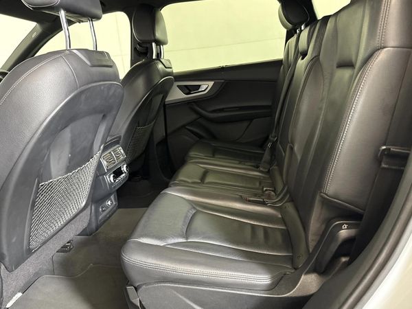 2019-Audi-Q7-30-TDI-quattro-Auto-45-TDI image:3
