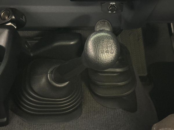 2023-Toyota-Land-Cruiser-79-45-D-Double-Cab image:10