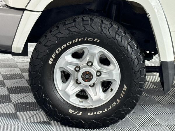 2023-Toyota-Land-Cruiser-79-45-D-Double-Cab image:4