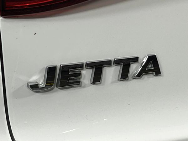 2017-Volkswagen-Jetta-GP-14-TSI-Highline-Auto image:11