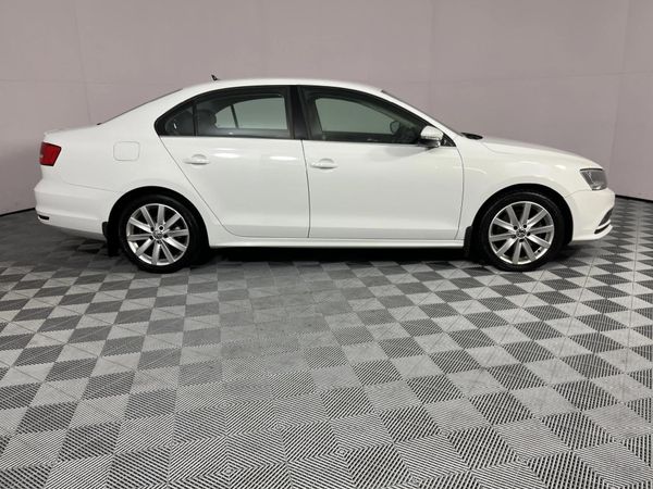 2017-Volkswagen-Jetta-GP-14-TSI-Highline-Auto image:16