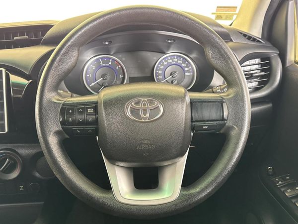 2016-Toyota-Hilux-24-GD-6-Raised-Body-SRX-Double-Cab image:12