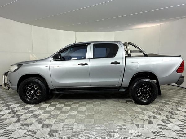 2016-Toyota-Hilux-24-GD-6-Raised-Body-SRX-Double-Cab image:20