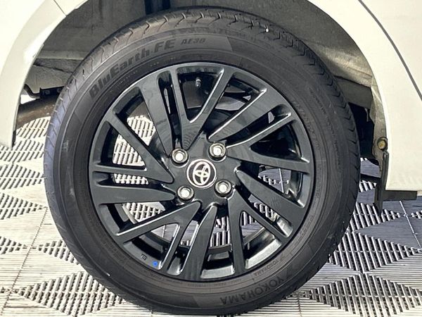 2024-Toyota-Vitz-10-XR-AMT image:7