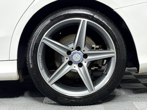 2017-Mercedes-Benz-C-Class-C-180-AMG-Line-Auto image:6