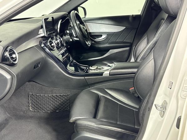 2017-Mercedes-Benz-C-Class-C-180-AMG-Line-Auto image:8
