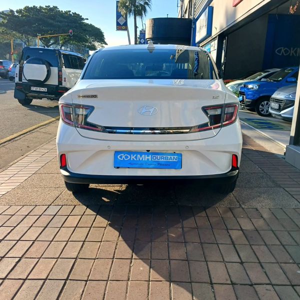 2024-Hyundai-Grand-i10-12-Fluid-Sedan image:5