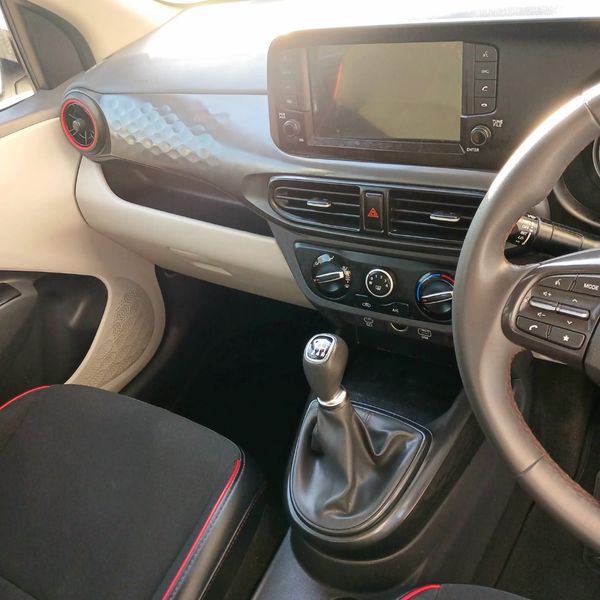 2024-Hyundai-Grand-i10-12-Fluid-Sedan image:6