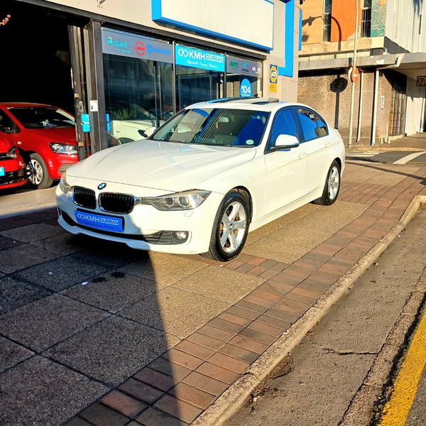 2014-BMW-3-Series-320i-Luxury-Auto image:3