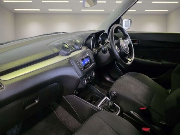 2022-Suzuki-Swift-12-GL image:12