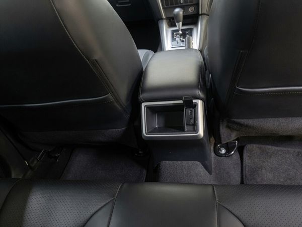 2024-Mitsubishi-Triton-24-Di-Dc-4x4-Auto-Double-Cab image:14