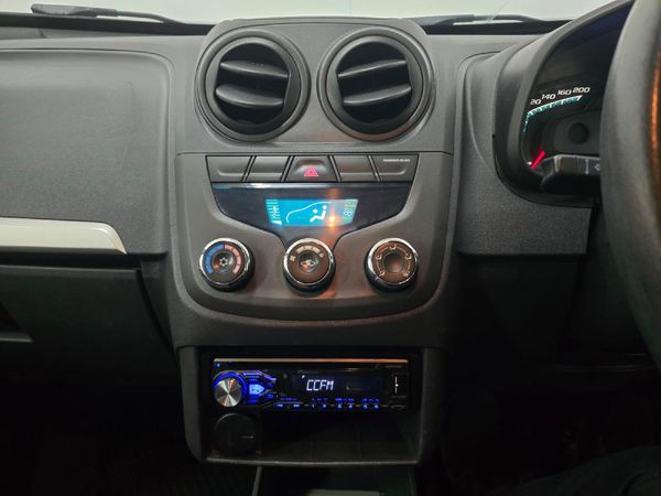 2016-Chevrolet-Utility-14-AC image:15