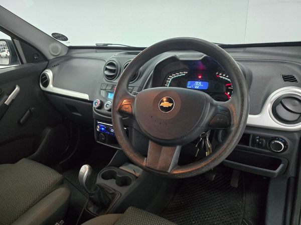 2016-Chevrolet-Utility-14-AC image:18