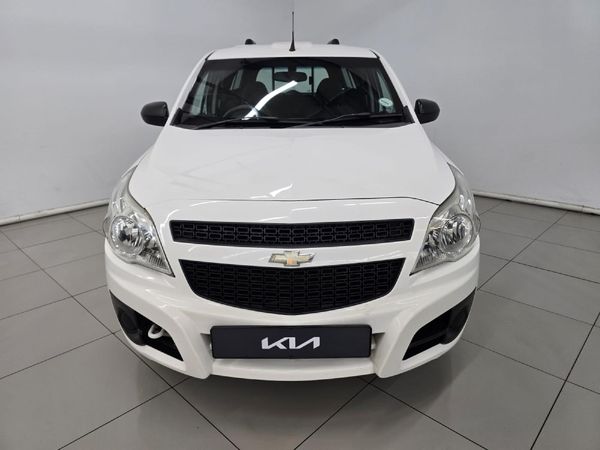 2016-Chevrolet-Utility-14-AC image:1