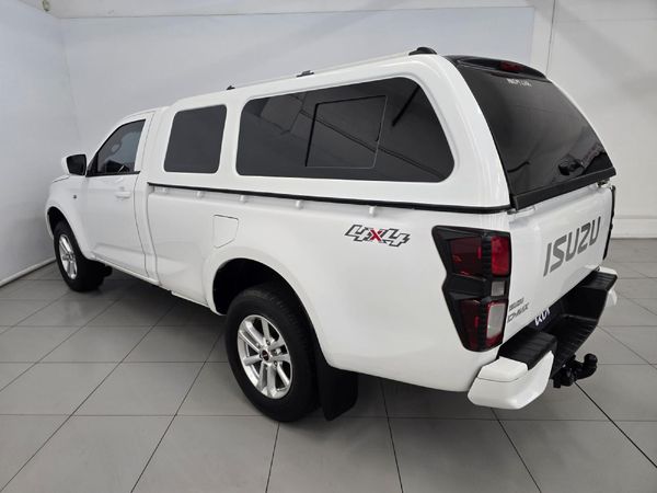 2022-Isuzu-D-Max-19-DDI-HR-L-4x4-Single-Cab image:4