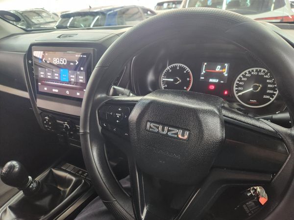 2022-Isuzu-D-Max-19-DDI-HR-L-4x4-Single-Cab image:8
