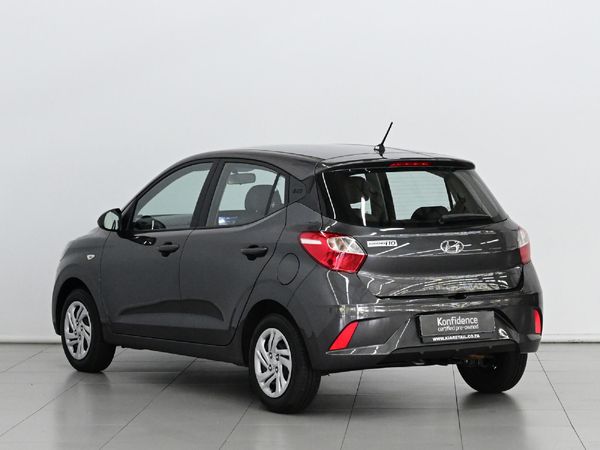 2022-Hyundai-Grand-i10-10-Motion image:4