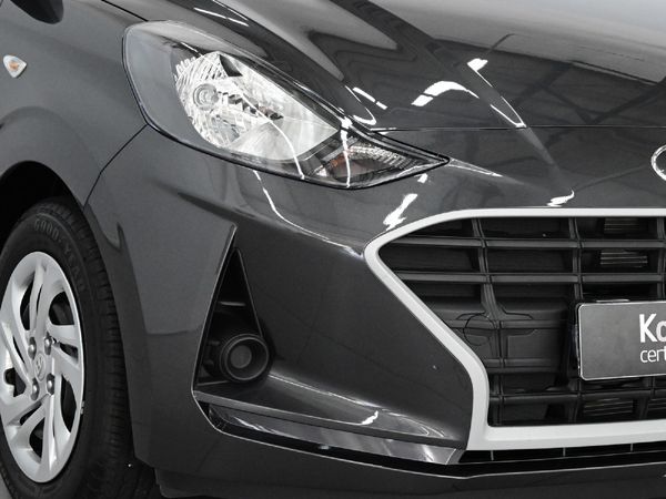 2022-Hyundai-Grand-i10-10-Motion image:8