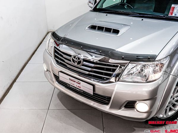 2014-Toyota-Hilux-25-D-4D-VNT-106kW-Raised-Body-Double-Cab image:17
