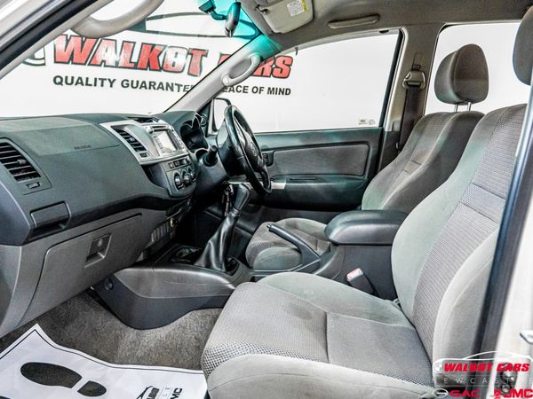 2014-Toyota-Hilux-25-D-4D-VNT-106kW-Raised-Body-Double-Cab image:27