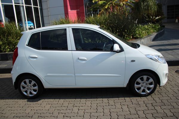 2011-Hyundai-i10-12-GLS-Auto image:1