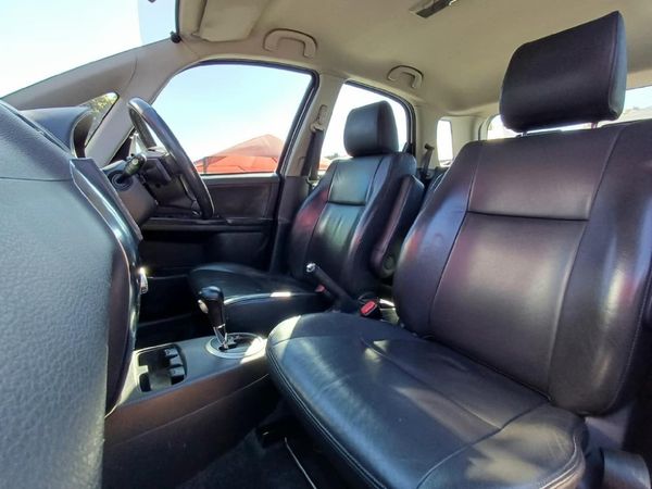 2011-Suzuki-SX4-20-Auto image:16