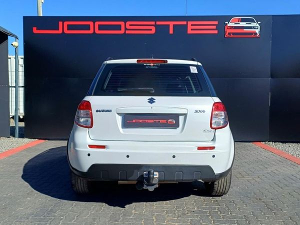 2011-Suzuki-SX4-20-Auto image:5