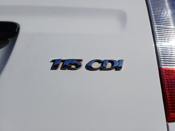 2005-Mercedes-Benz-Vito-115-CDI-CrewBus image:9