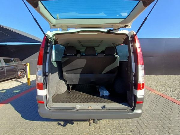 2005-Mercedes-Benz-Vito-115-CDI-CrewBus image:11