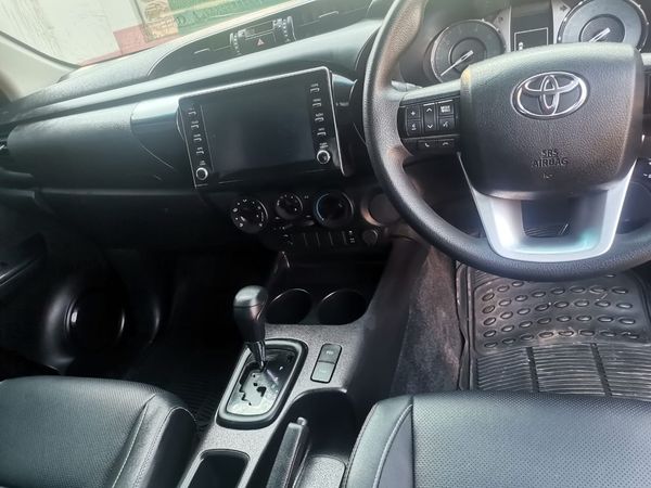 2024-Toyota-Hilux-24-GD-6-Raised-Body-Raider-Auto-Extended-Cab-Die image:10
